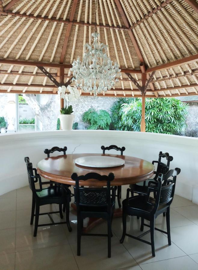Couette-café Wantilan Putih Sanur