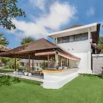 Villa Wantilan Putih